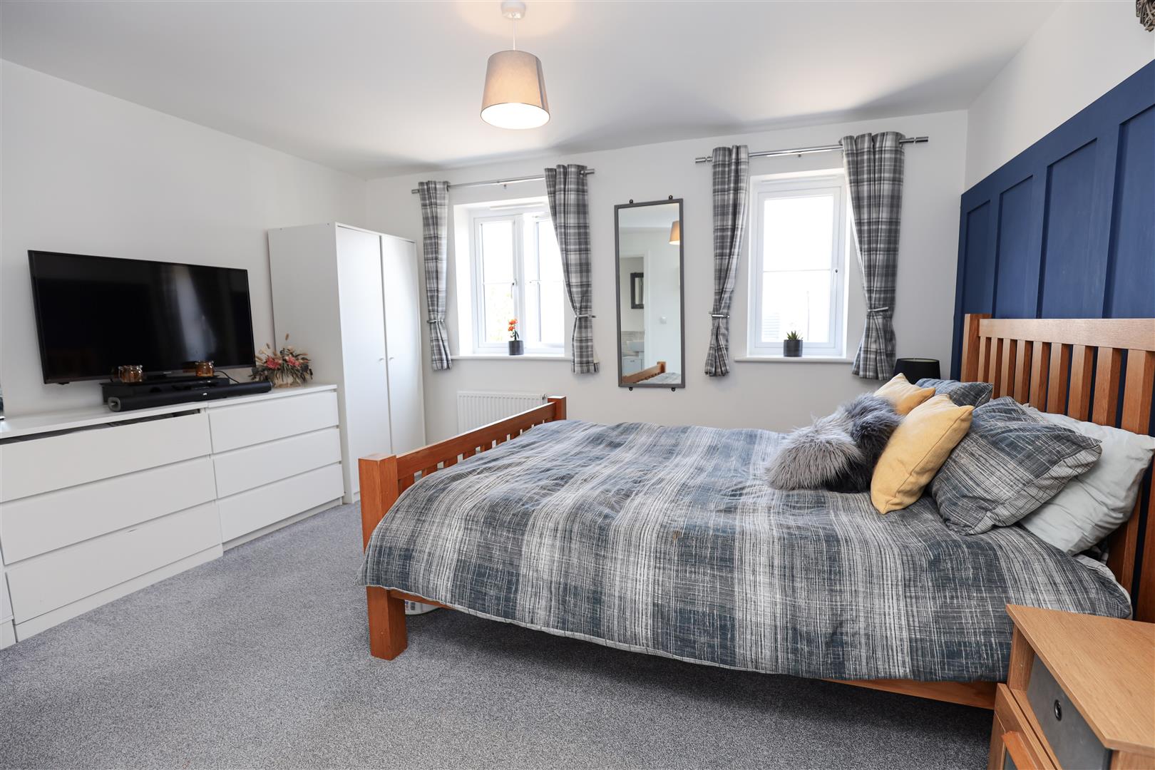 7 Plasnewydd Walk, Llantwit Major, Vale of Glamorgan, CF61 2YW